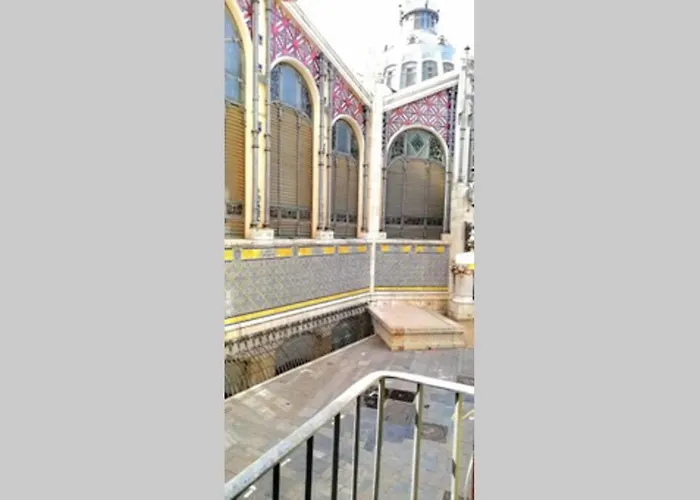 Precioso Apartamento Frente Del Mercado Central